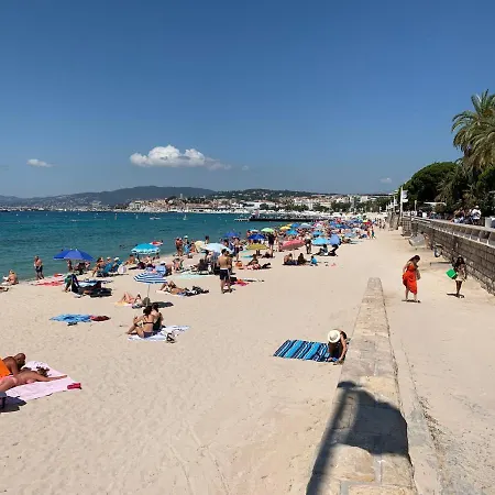 Centre, T2 Moderne Renove, Balcon Clim&wifi * Cannes