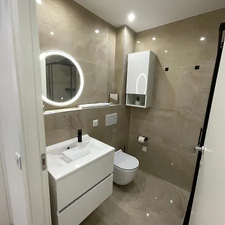 Centre, T2 Moderne Renove, Balcon Clim&wifi Апартаменты
