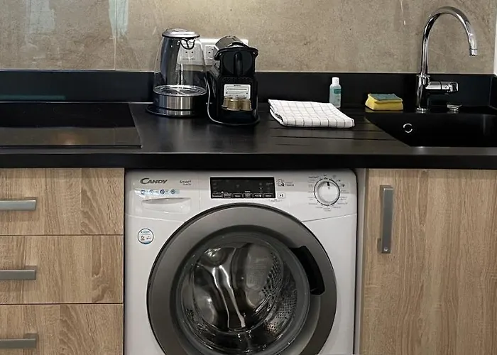 Centre, T2 Moderne Renove, Balcon Clim&wifi Apartamento Cannes