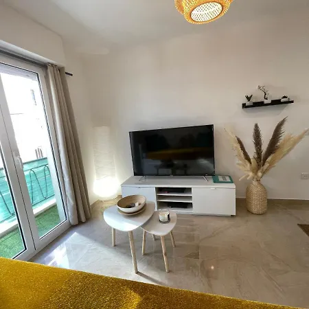 Centre, T2 Moderne Renove, Balcon Clim&wifi Cannes